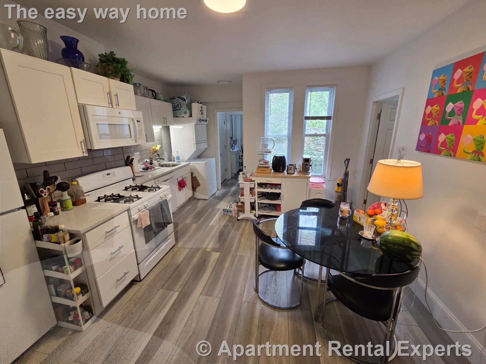 254 Windsor St, Central Square