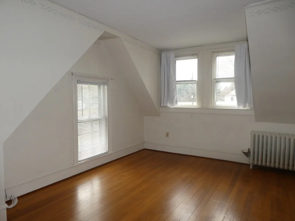 231 Pleasant St, East Bridgewater