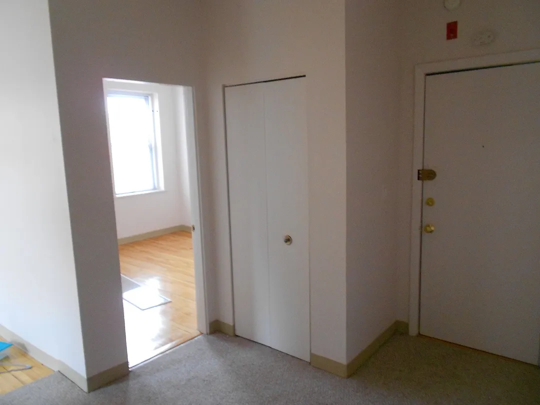 49 Burbank St, Fenway