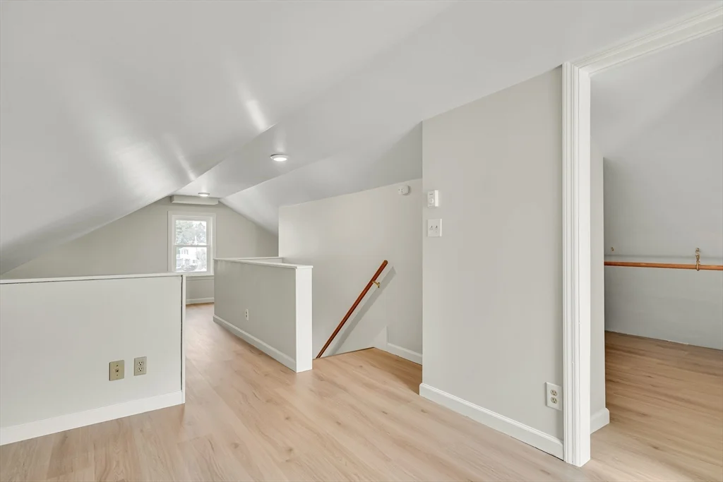 19 Fairview Ave, Malden