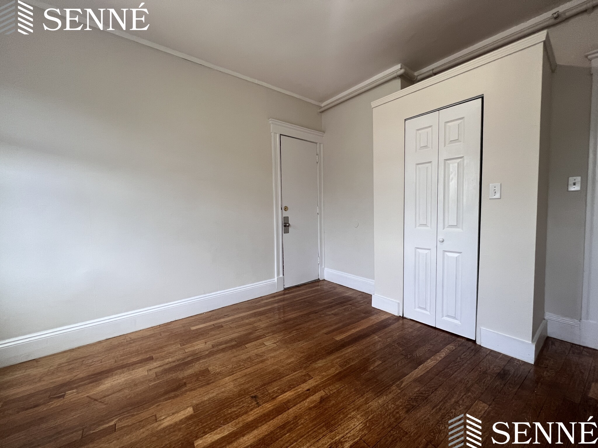 1558 Massachusetts Ave, Neighborhood Nine