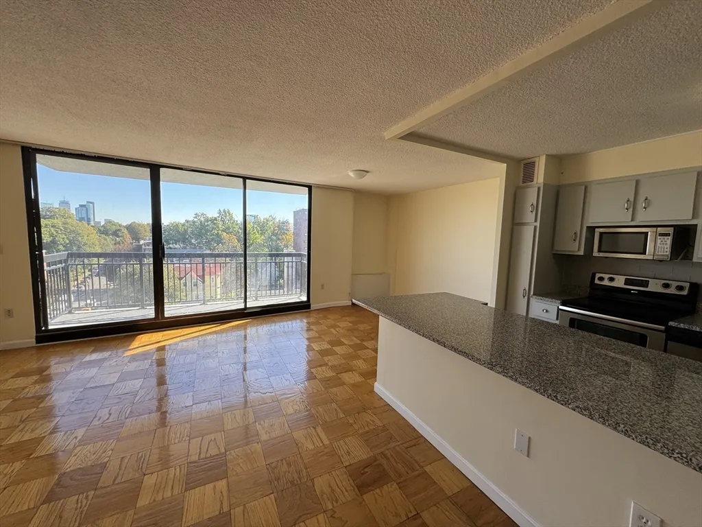 50 Longwood Ave, Coolidge Corner