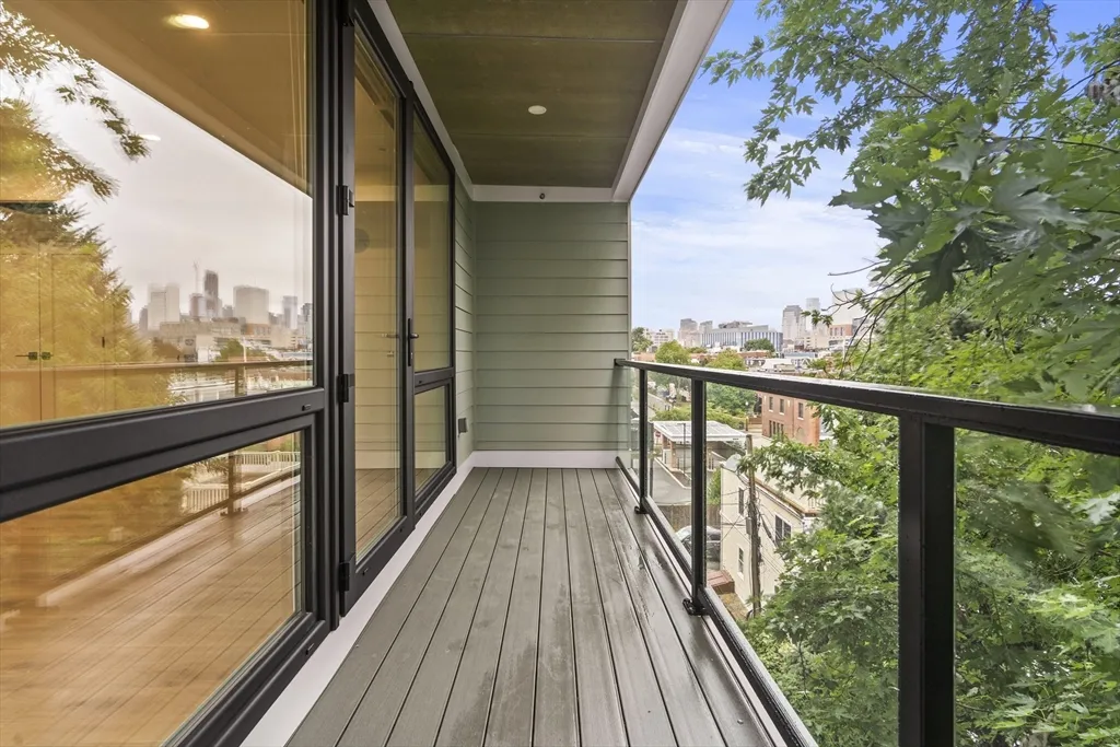 326 W Broadway, South Boston