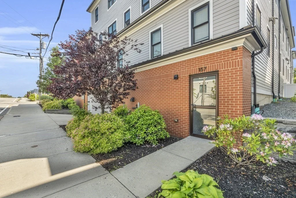 157 Hancock St, Quincy