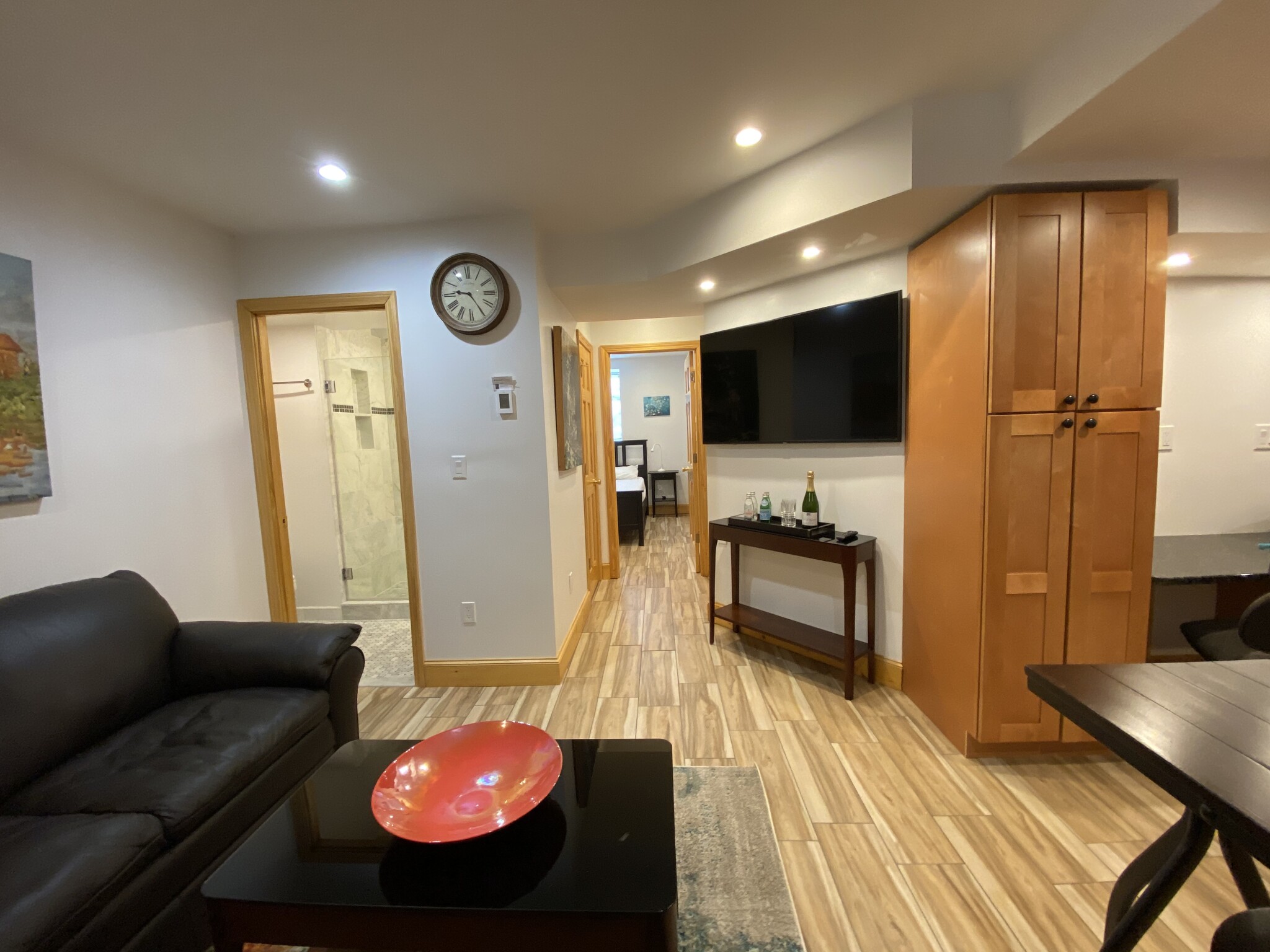 1 Abbottsford Rd, North Brookline