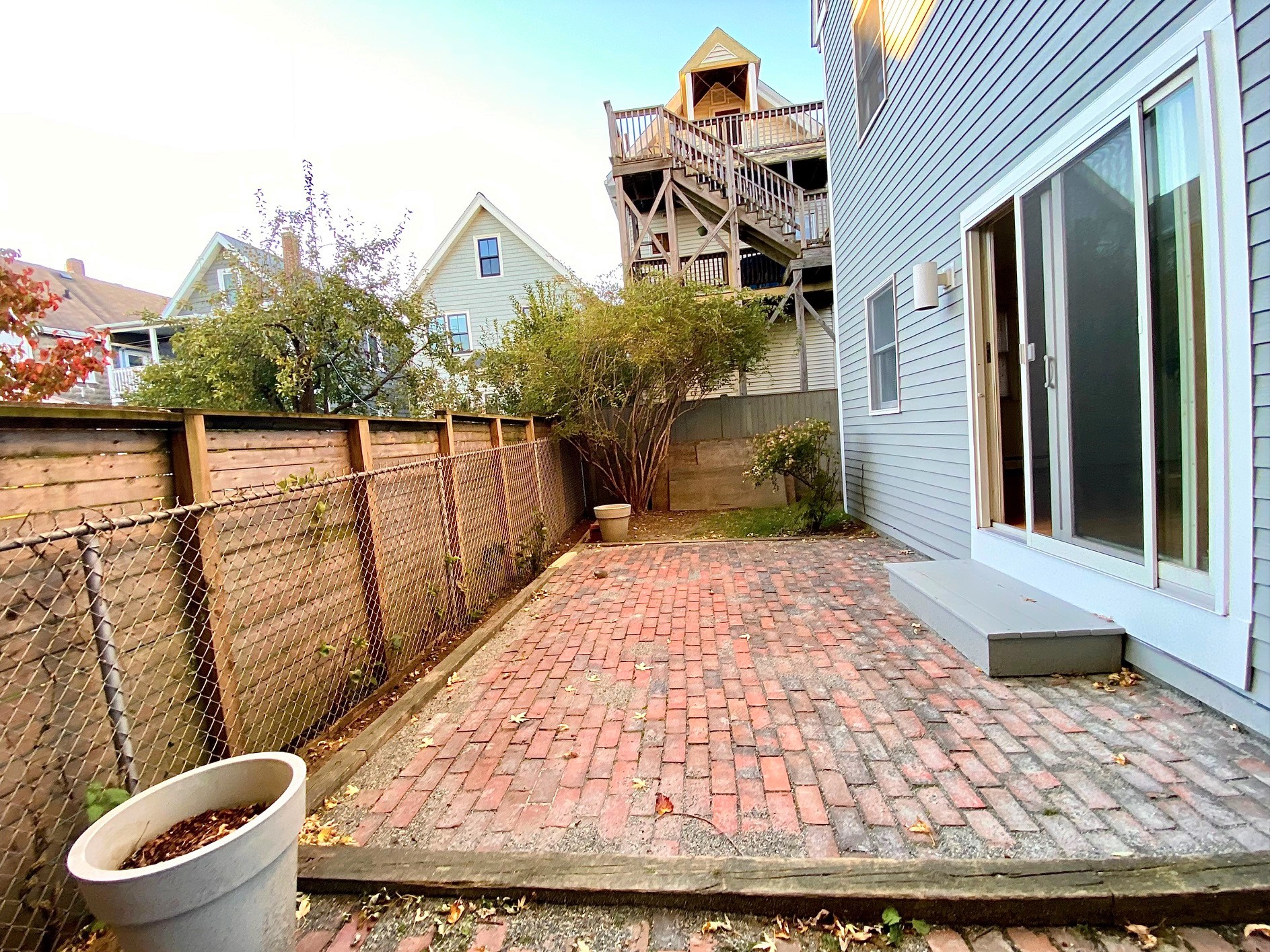2.5 bed, 2 bath apartment for rent at 30 Dimick St Unit 1, Inman Square — photo 11 of 12