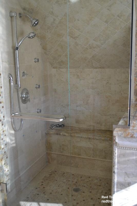 127 Nonantum St, Oak Square