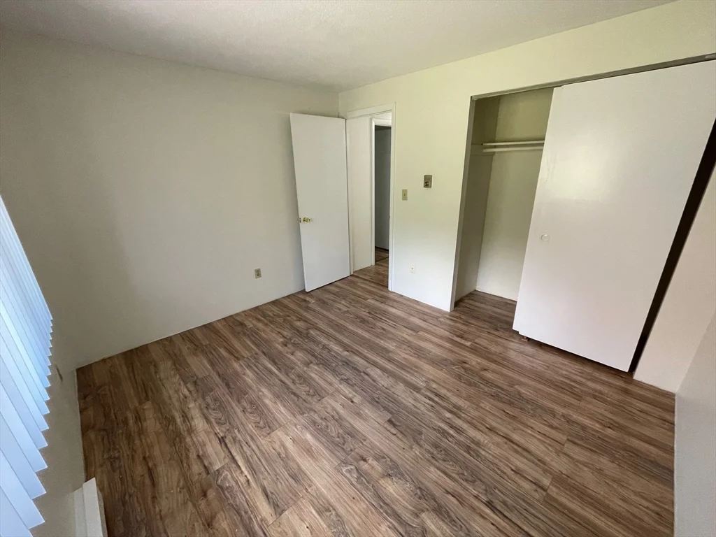 491 W Central St, Franklin