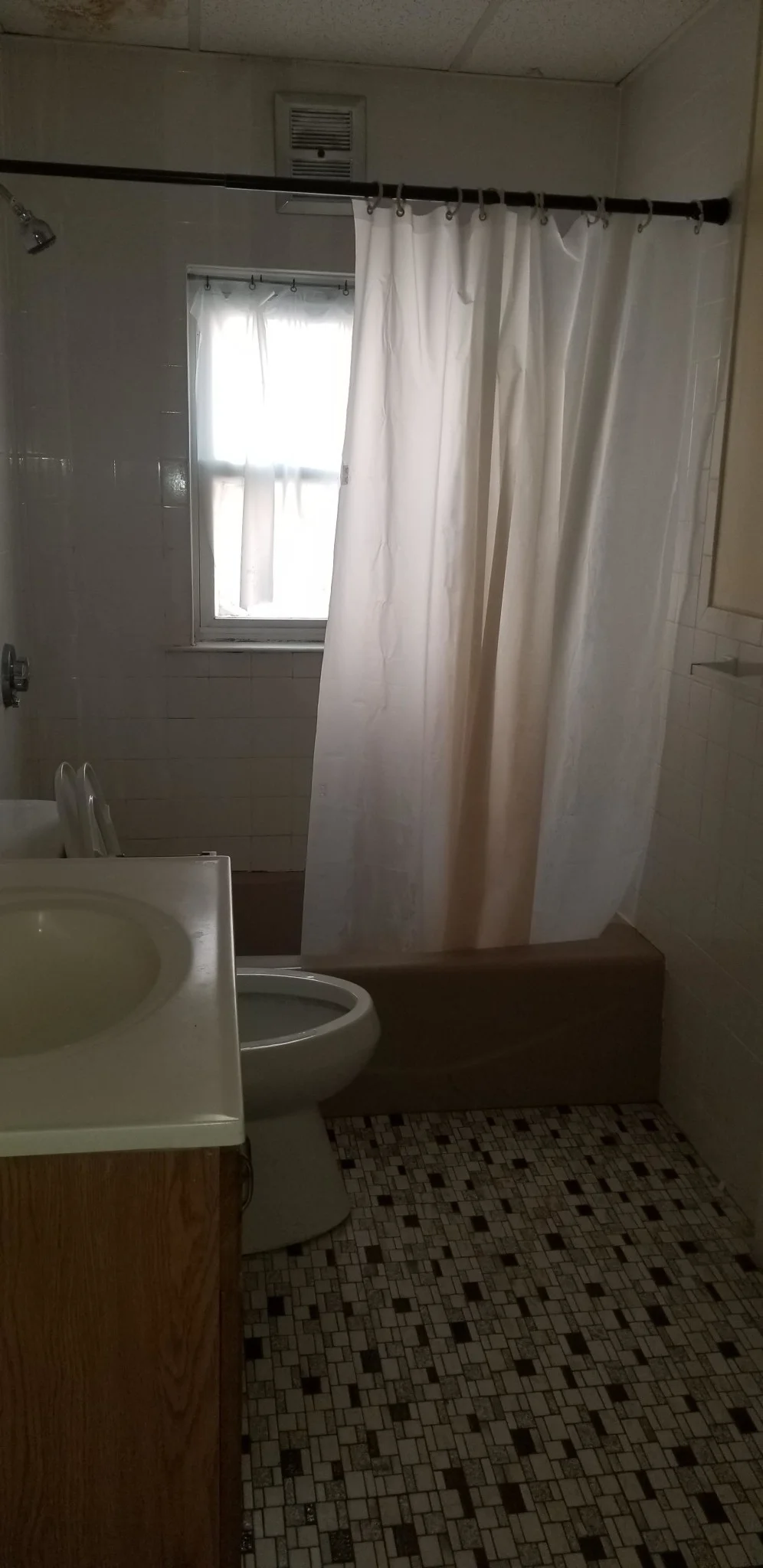 12 Brock St, Brighton