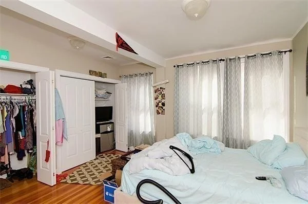 159 Longwood Ave, Coolidge Corner