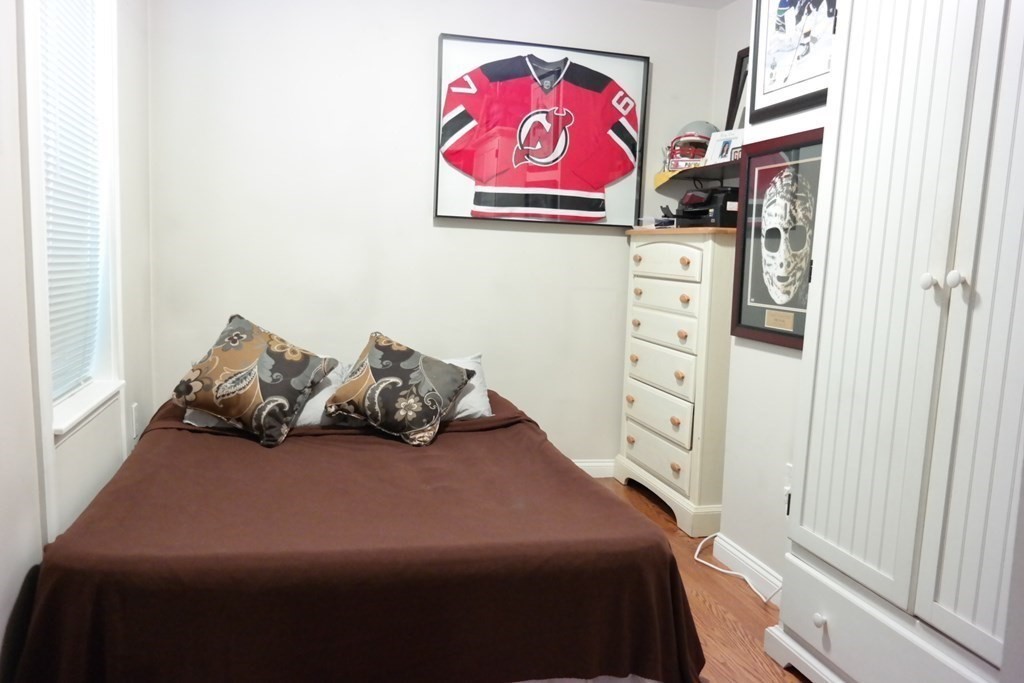 50 Chappie St, Charlestown