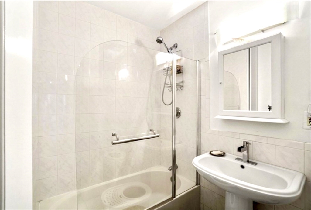 43 Worcester St, South End