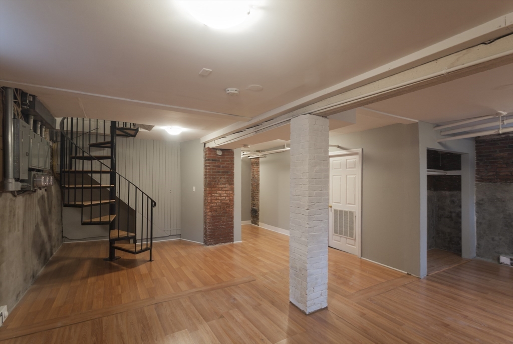 38 Cherry St, Somerville