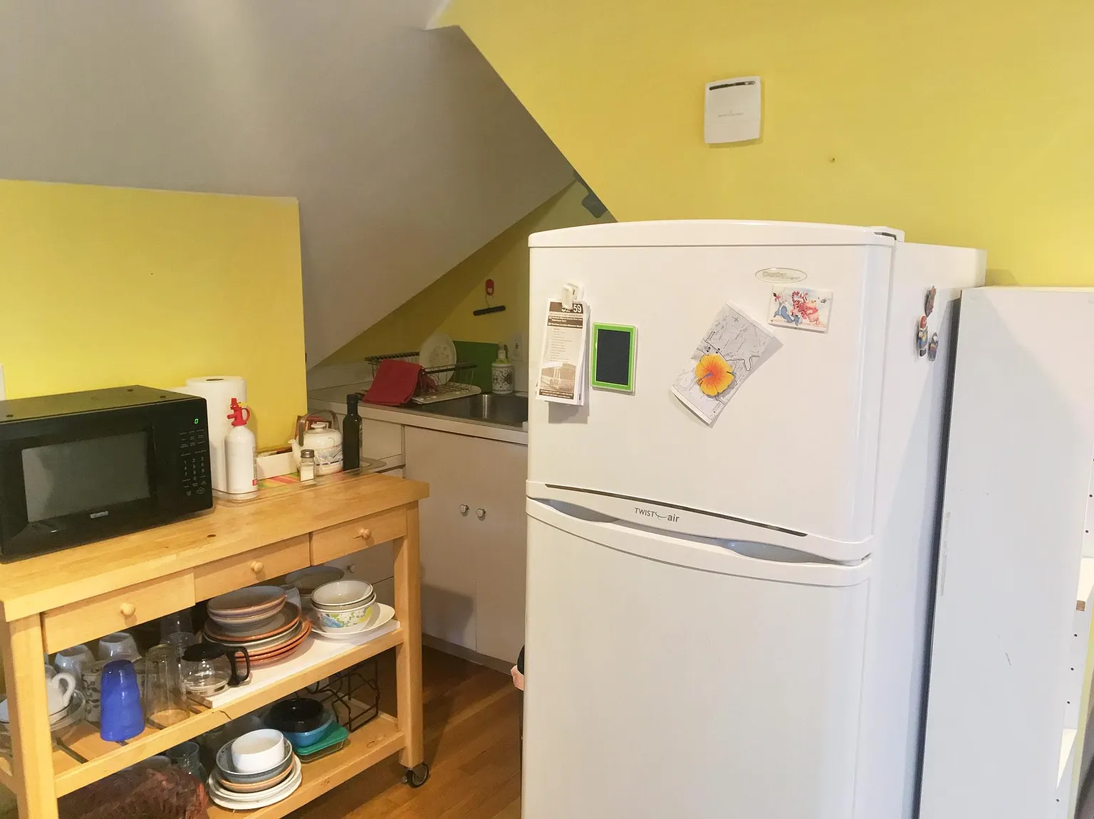 143 Walnut St, Newtonville