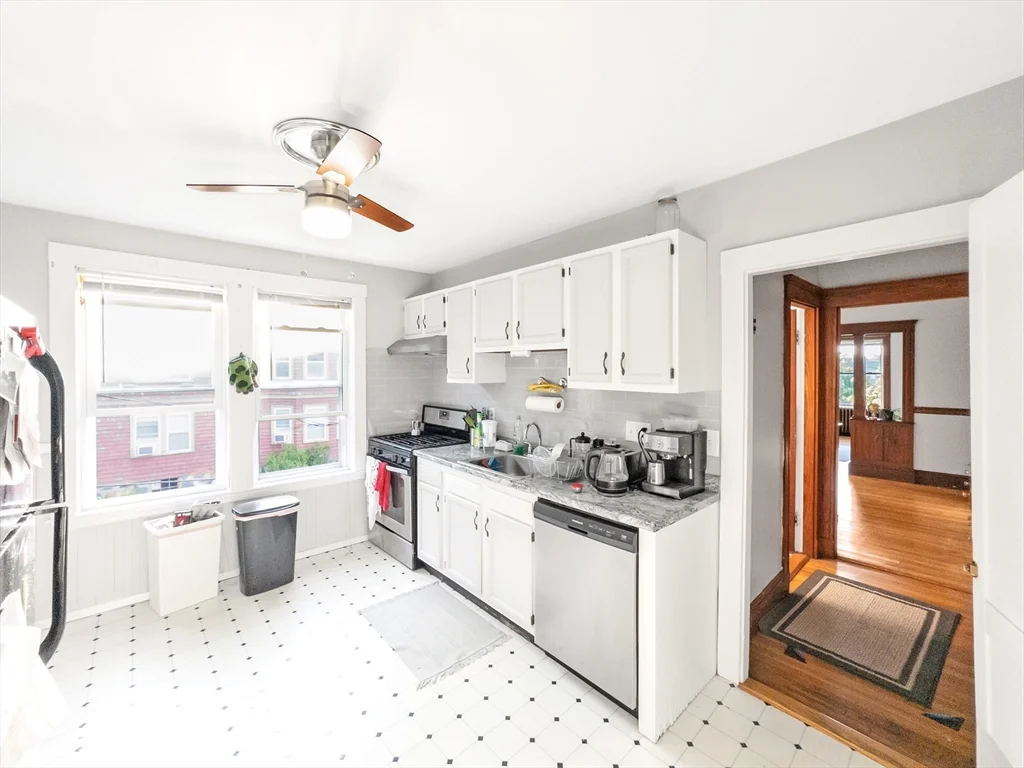 26 St Rose St, Jamaica Plain