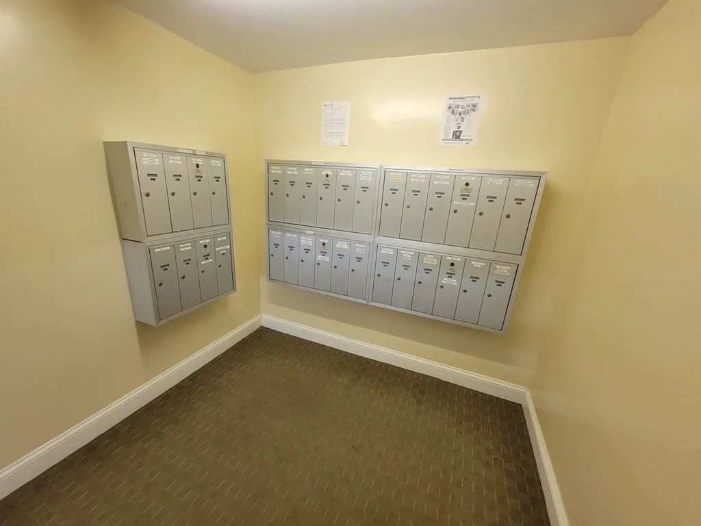 329 Harvard St, Mid-Cambridge