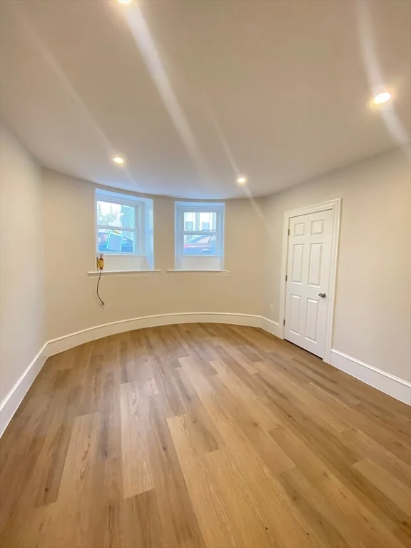 7 Kenney, Jamaica Plain