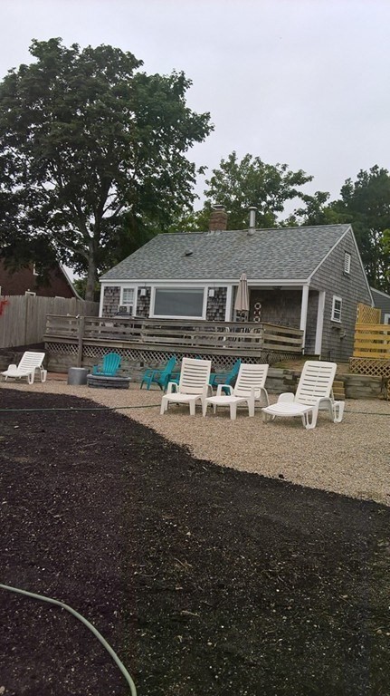 37 Cranberry Hwy, Orleans (village)