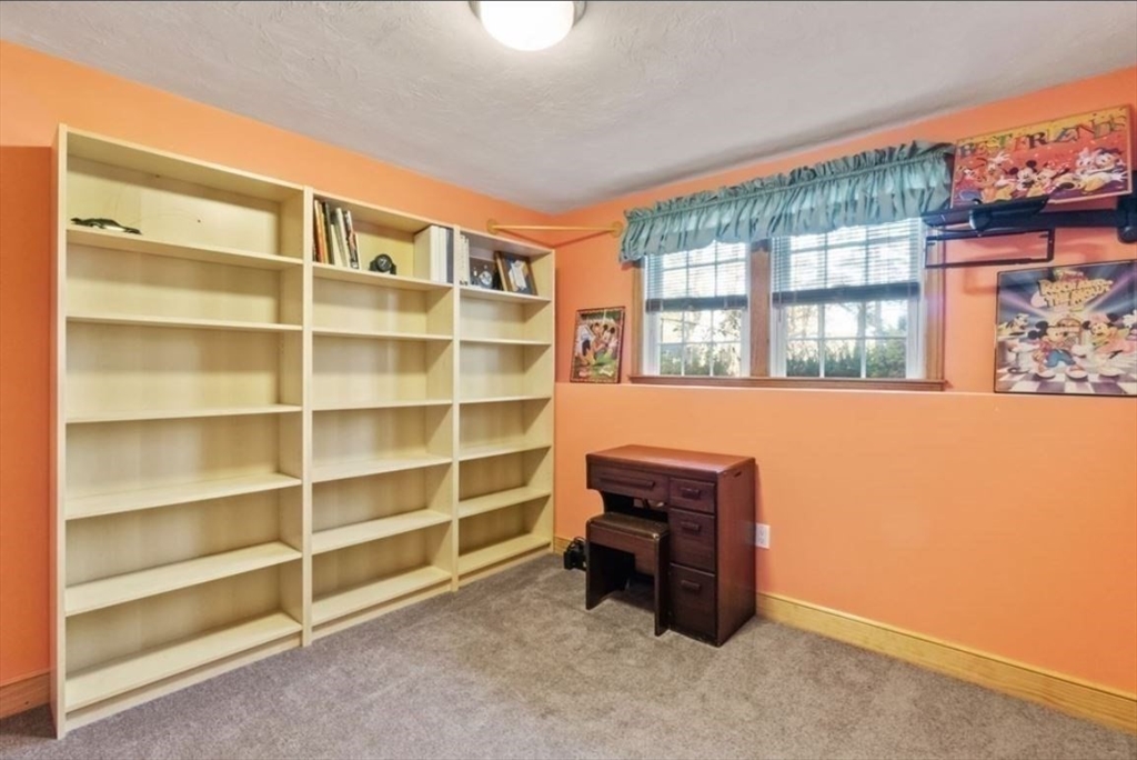 186 Ridge, Millis