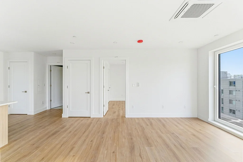 1035 Commonwealth Ave, Allston
