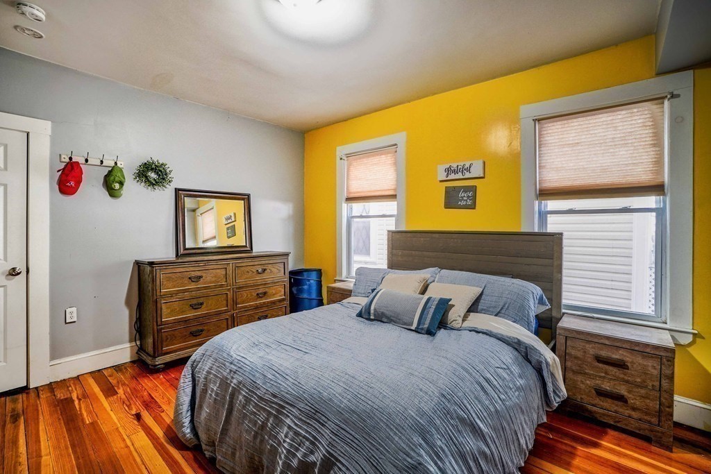 7 Treadway Rd, Dorchester