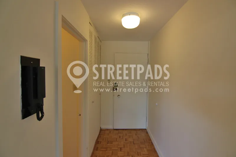 1455 Commonwealth Ave, Brighton