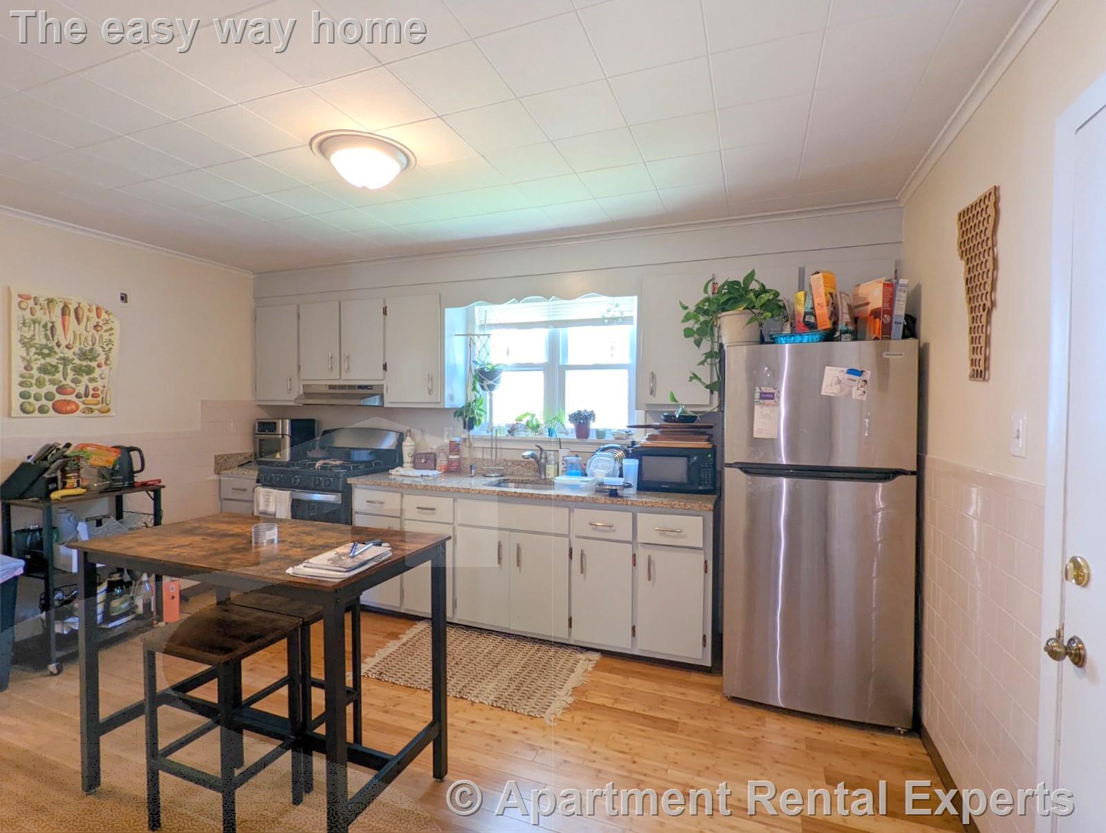 7-9 Belknap St, Teele Square