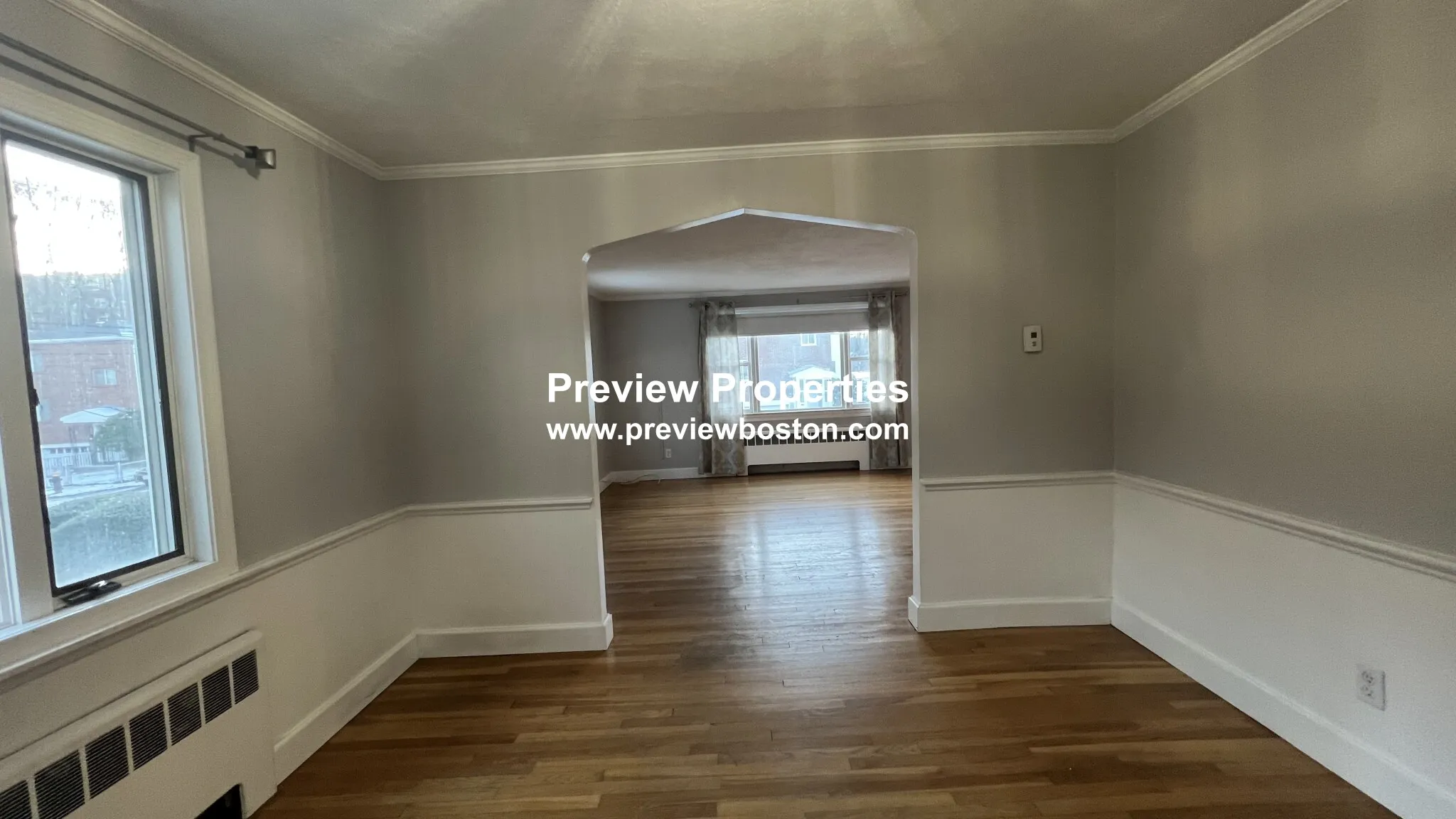 14 Caltha Rd, Oak Square