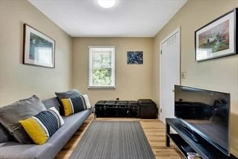 32 Bay St, Riverside