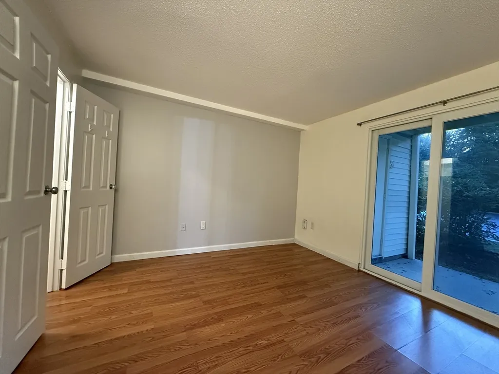 34 Walden Dr, Natick