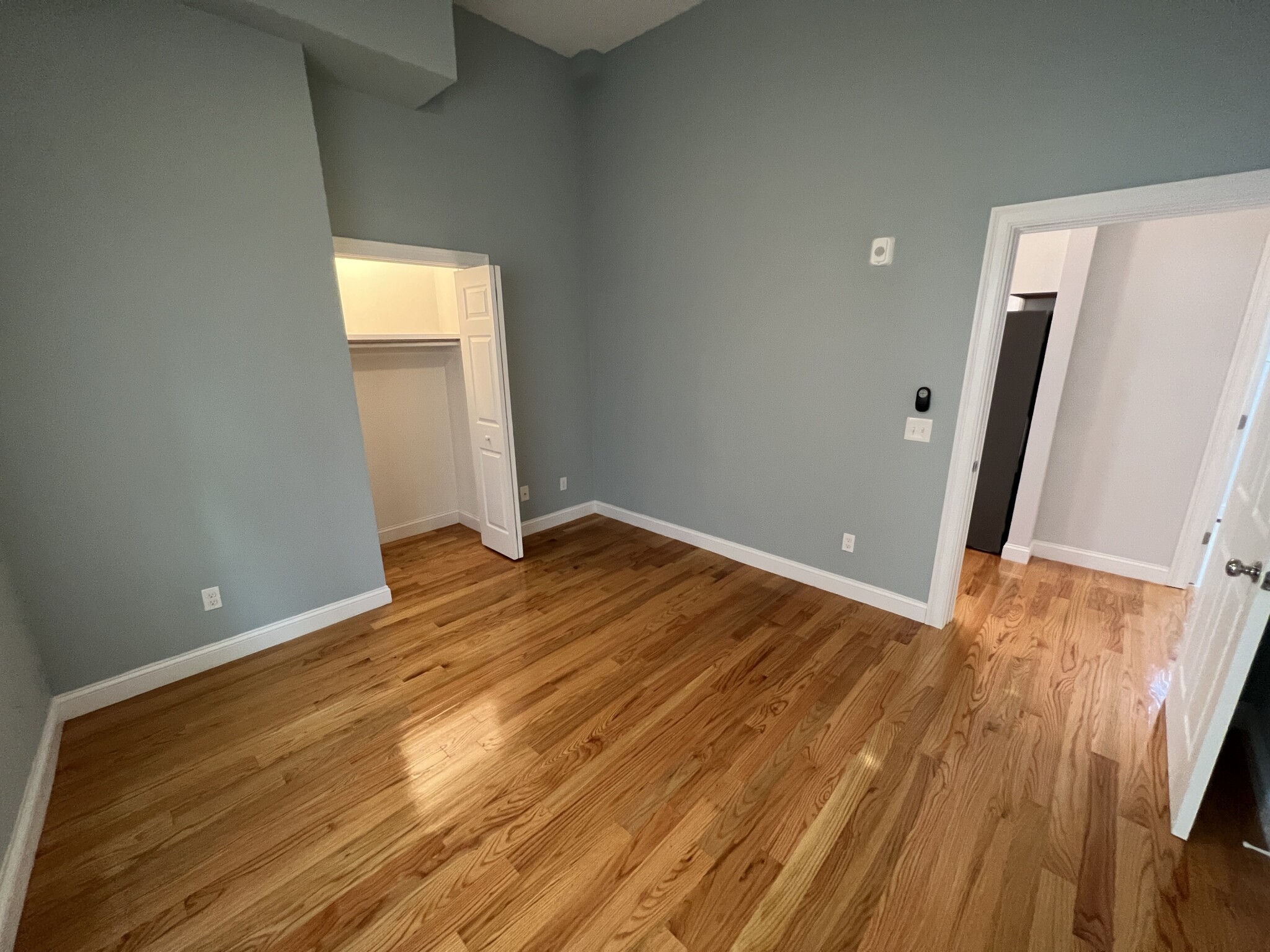 126 Cross St, East Somerville