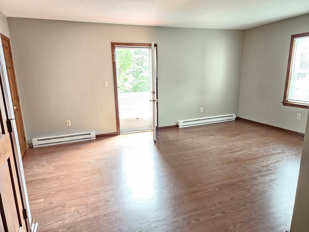 453 Pond St, Braintree