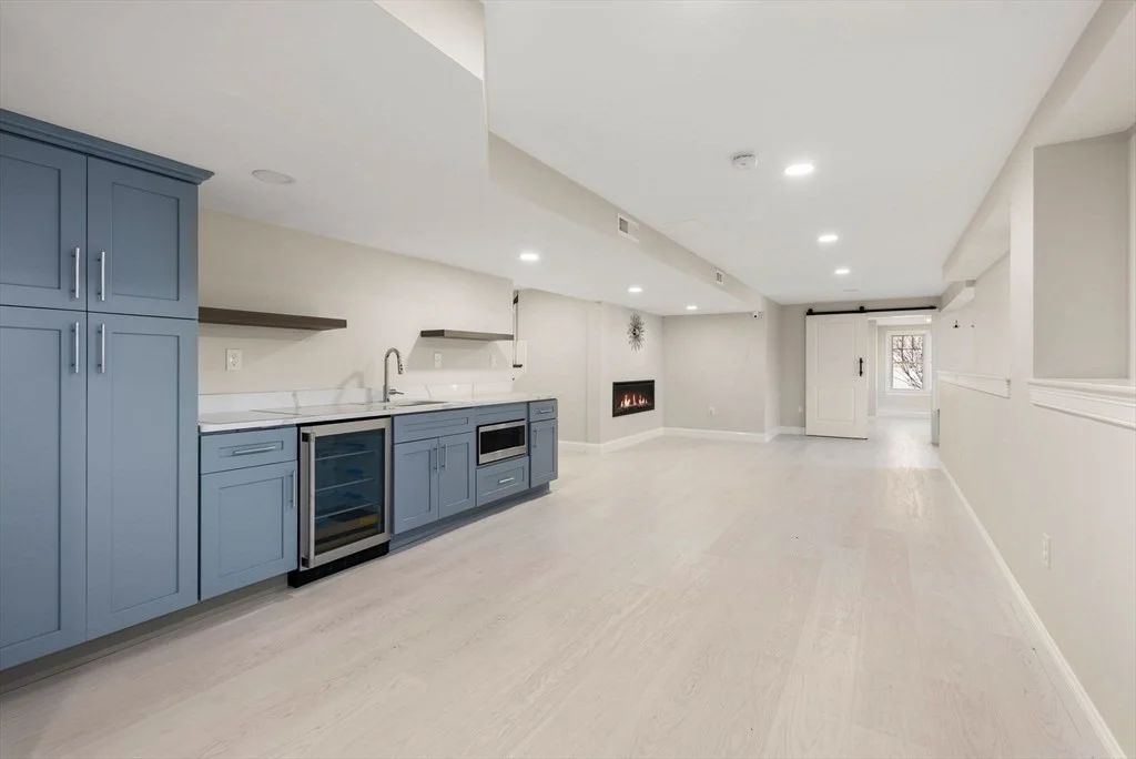 11 Bobolink Rd, Newton Lower Falls