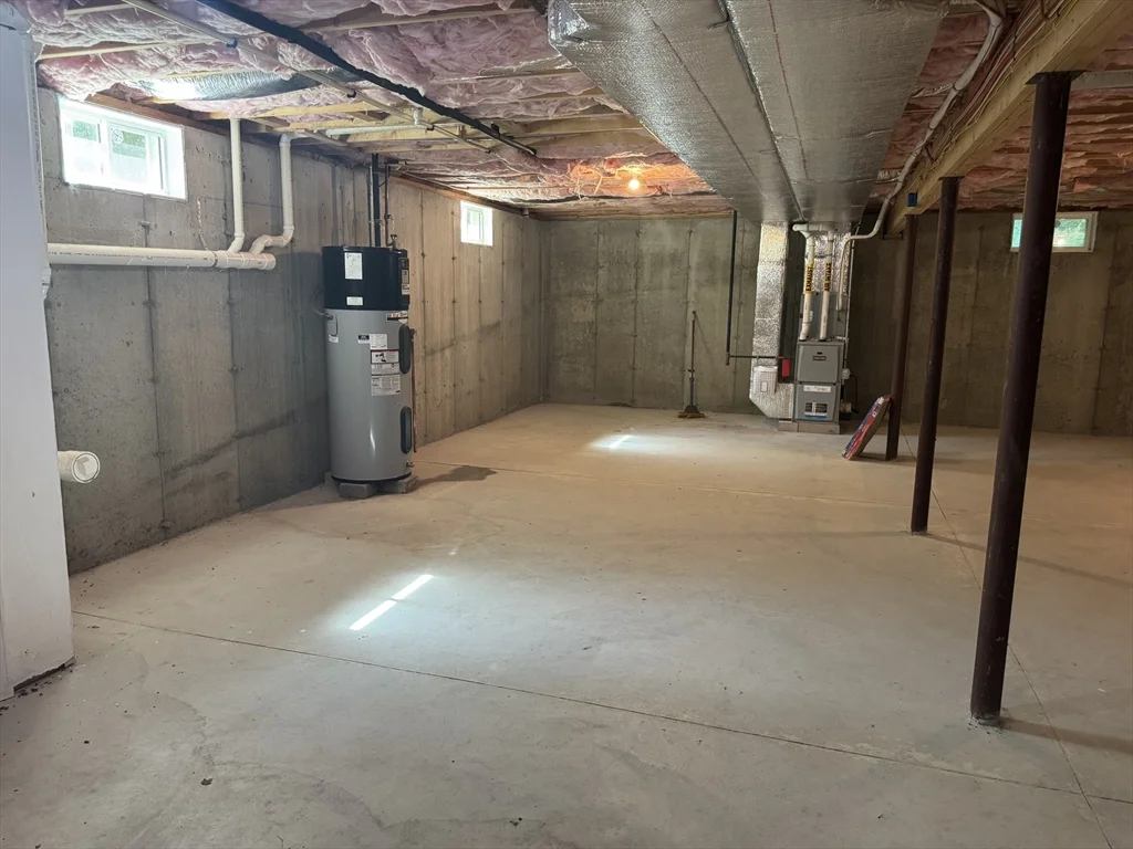 86 West St, Middleboro