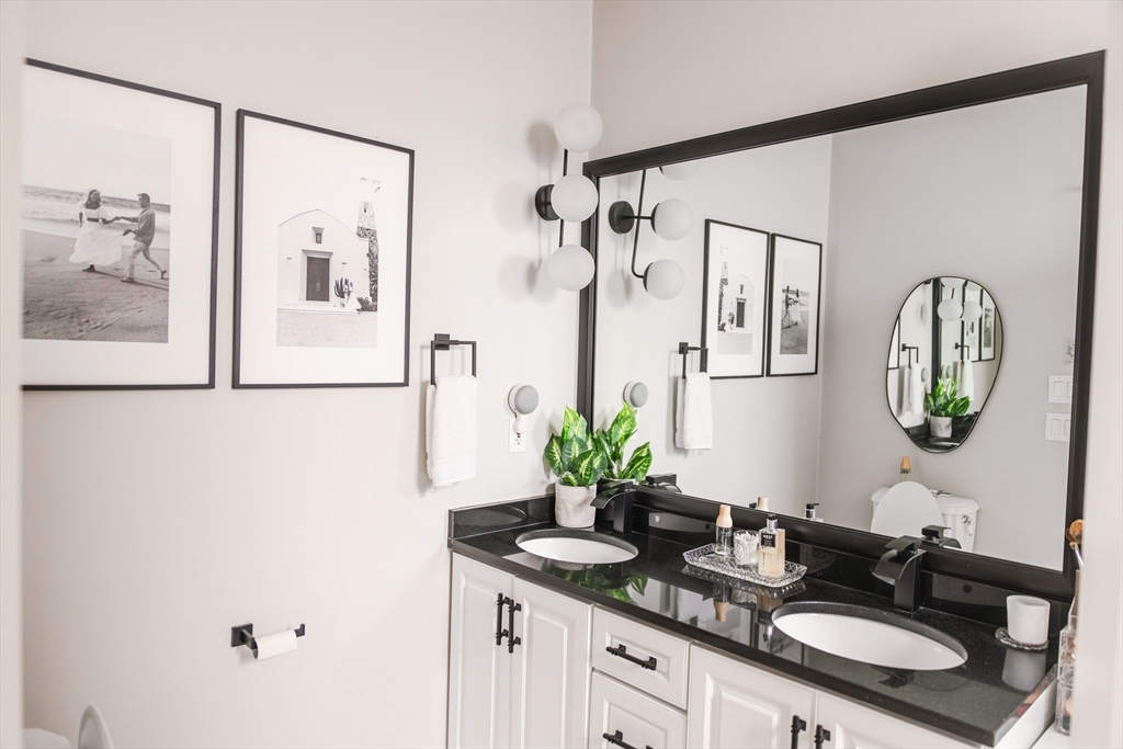 663 E 7th, South Boston