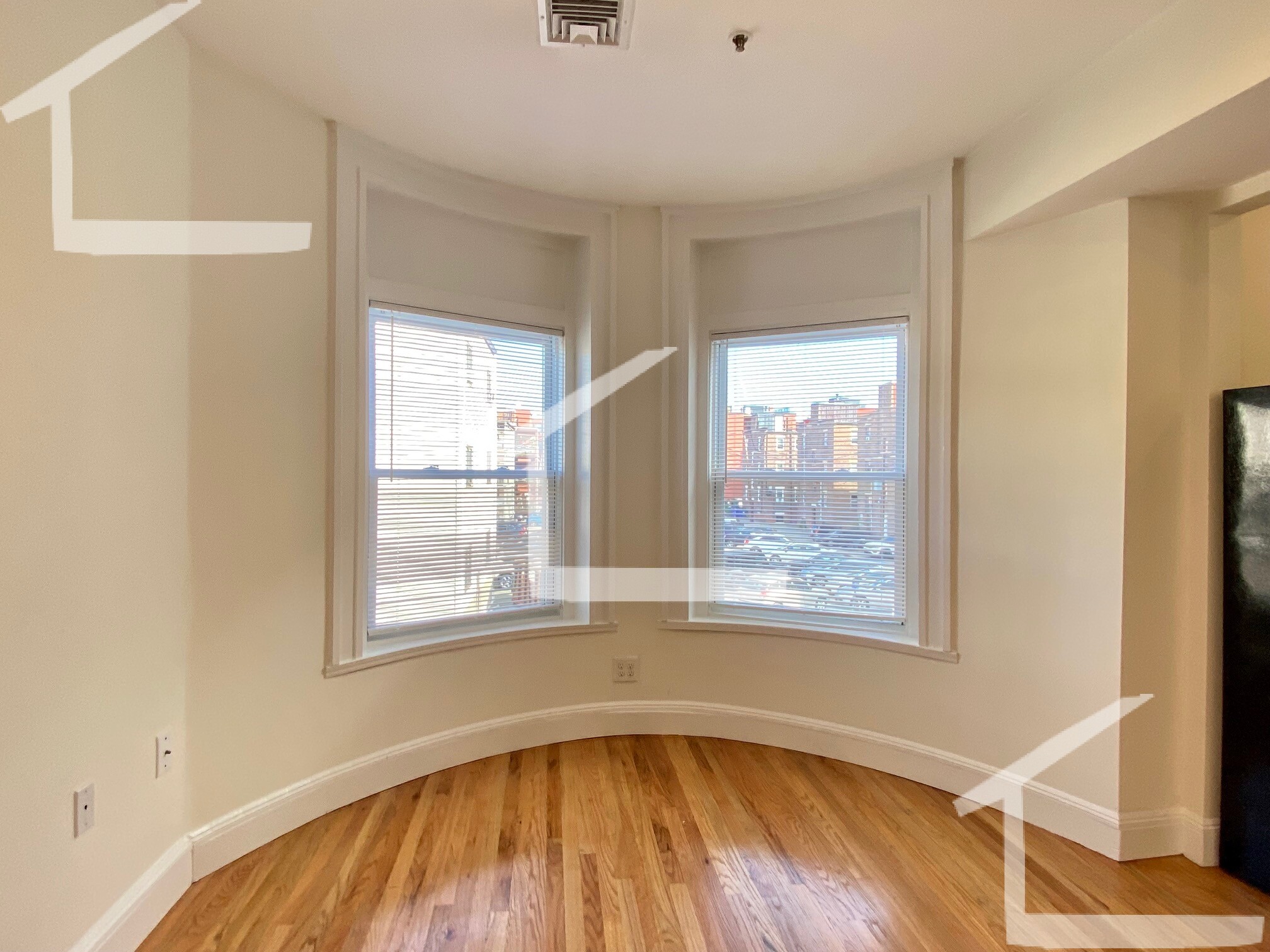 10 Brainerd Rd, Allston