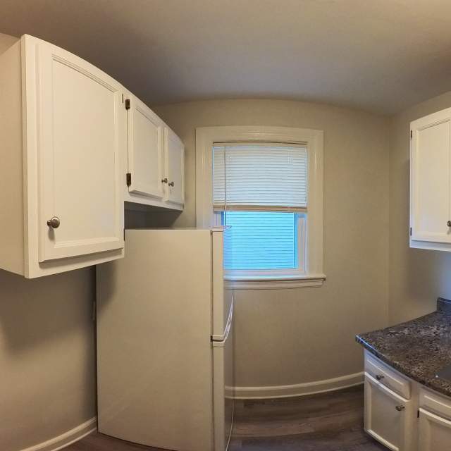 95 Adams St, South Side