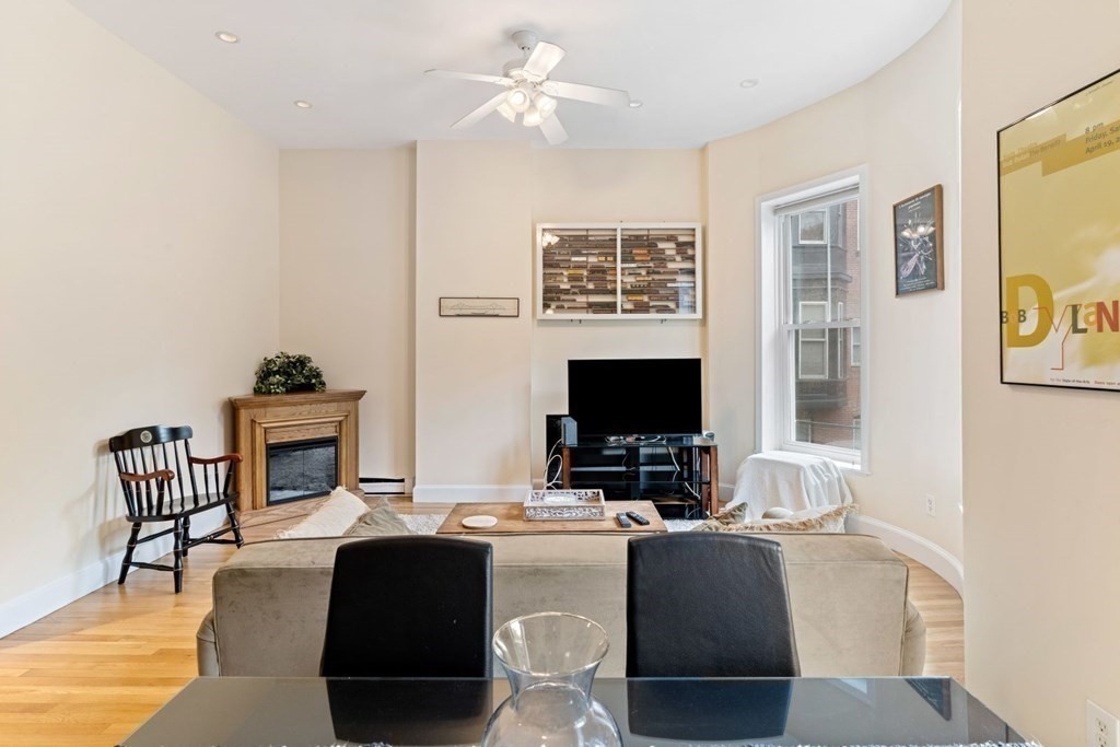 8 Greenwich Park Furnished, South End