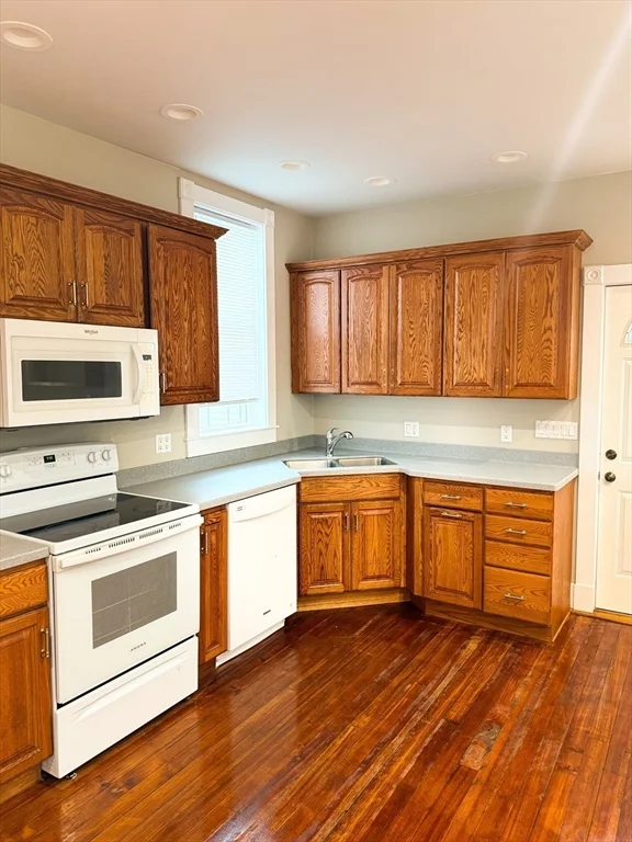 65 Chestnut St, New Bedford