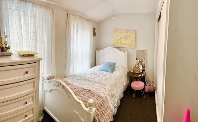 69 Castle Rd, Nahant