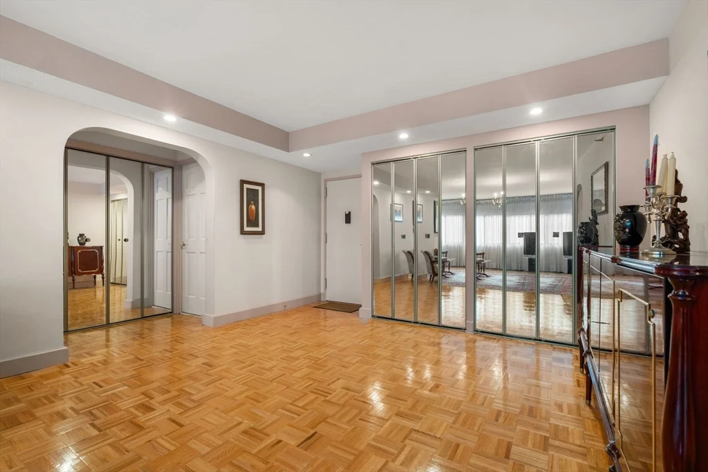 1731 Beacon, Brookline