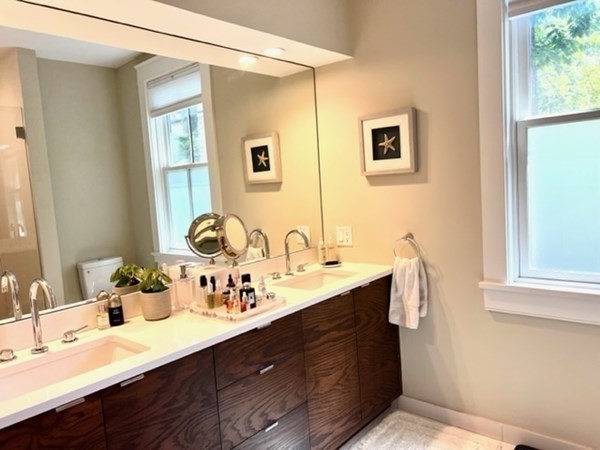 4 Brattle Cir, Cambridge
