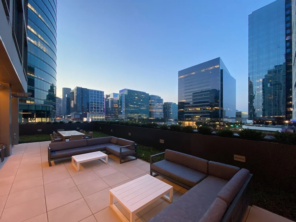 133 Seaport Blvd, Seaport District