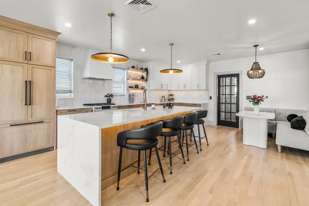 29 S Munroe Ter, Dorchester