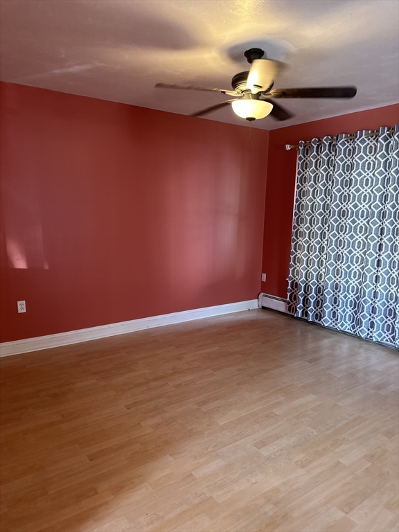 6 Hollis St, Downtown