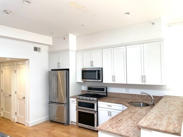 344 Hanover St, North End