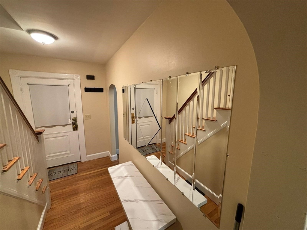 714 Truman Hwy, Hyde Park