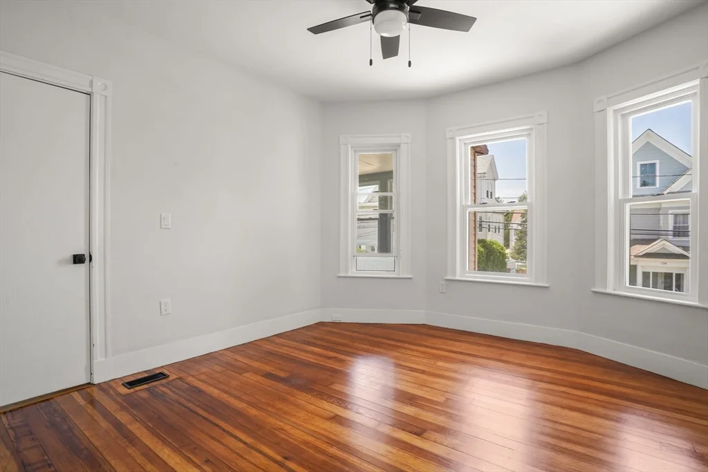 133 Winthrop St, Medford