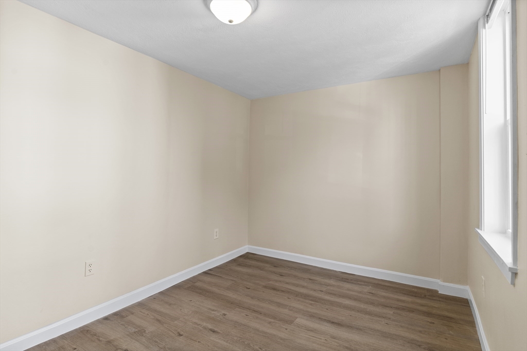 276 W 3rd St, South Boston