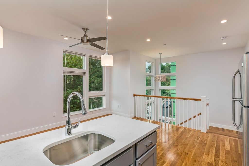 7 Alleghany St, Mission Hill